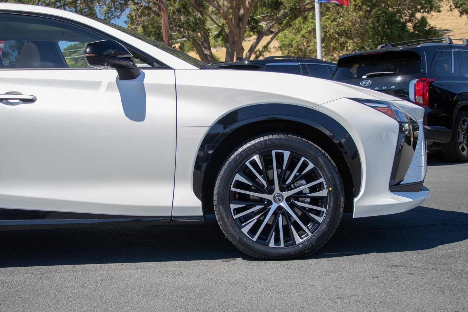 2023 Lexus RZ 450e Luxury