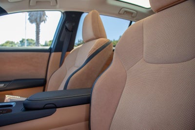 2023 Lexus RZ 450e Luxury