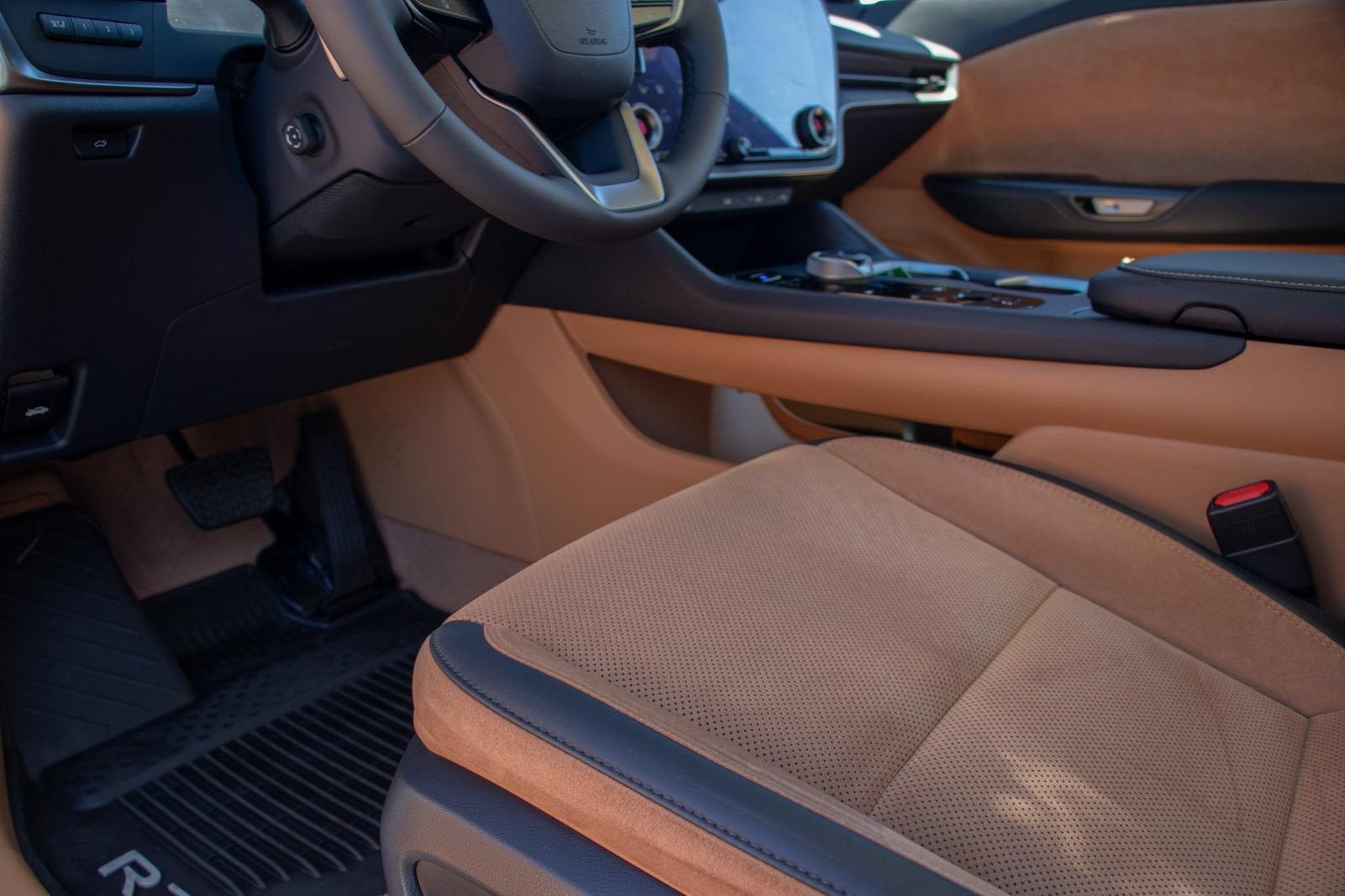 2023 Lexus RZ 450e Luxury
