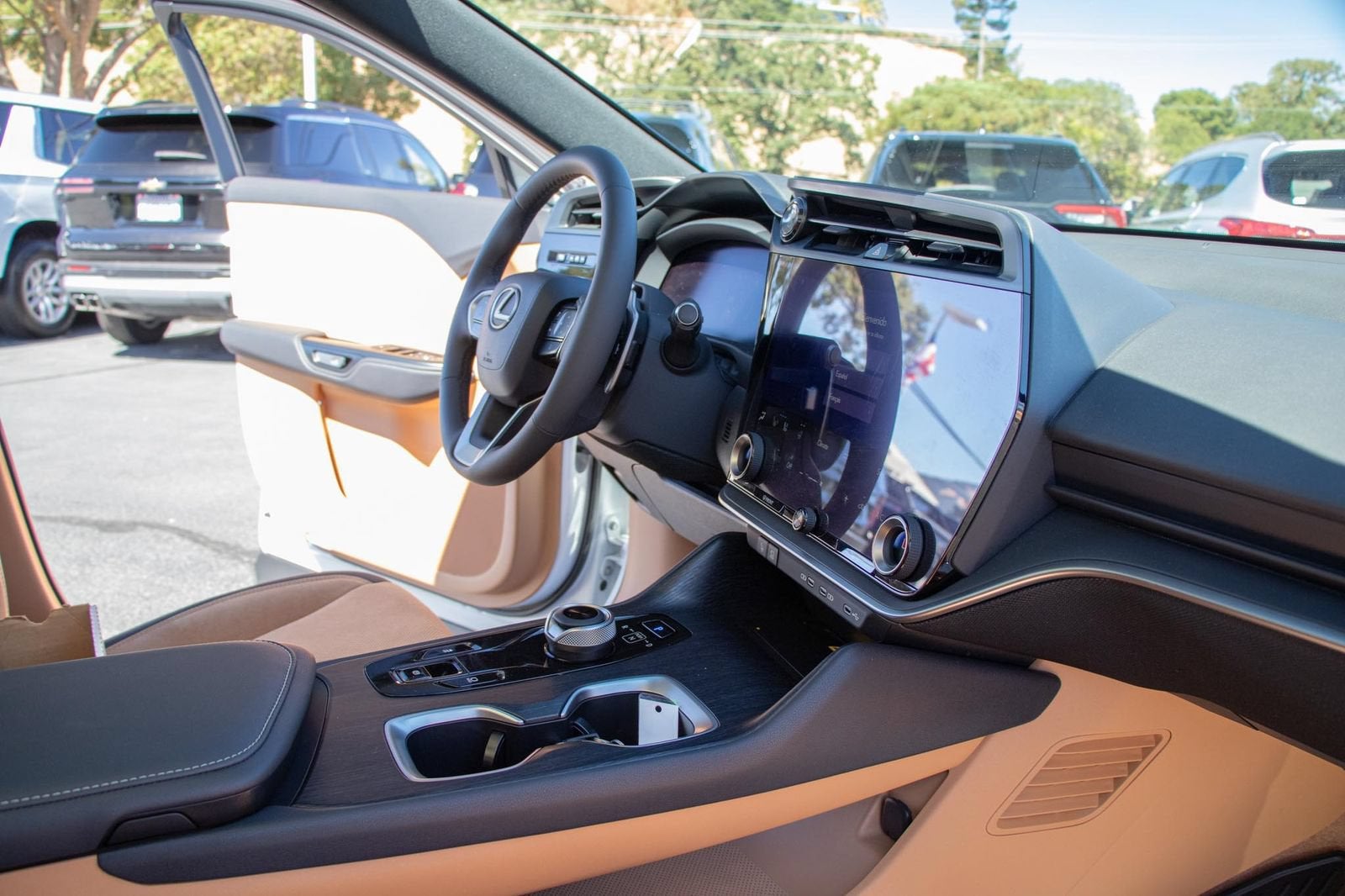 2023 Lexus RZ 450e Luxury
