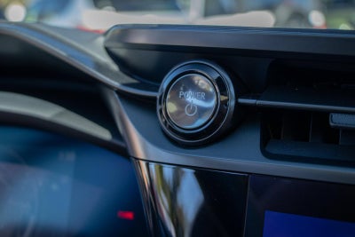 2023 Lexus RZ 450e Luxury