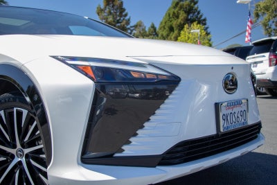 2023 Lexus RZ 450e Luxury