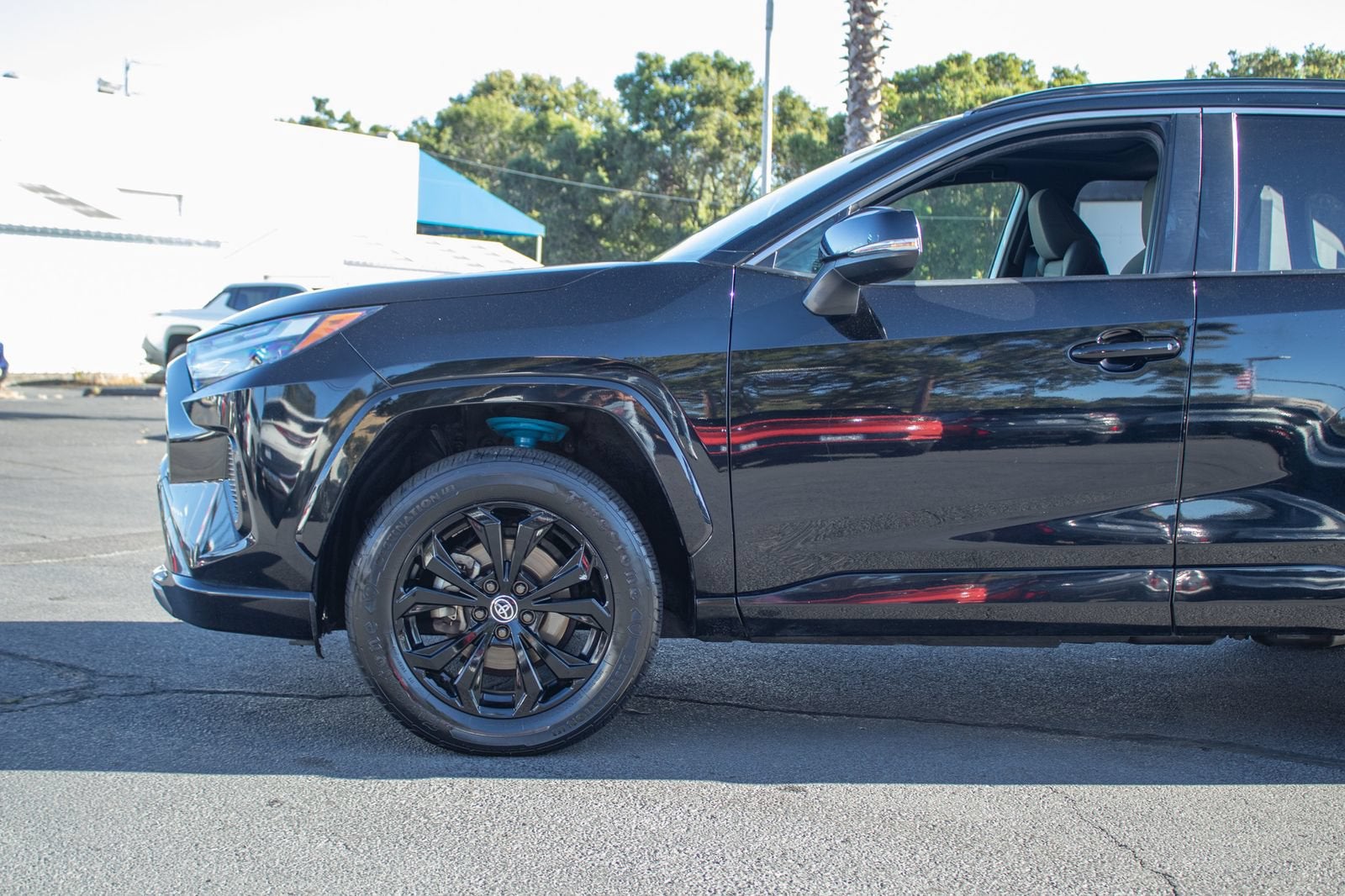 2022 Toyota RAV4 Hybrid SE