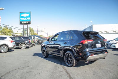 2022 Toyota RAV4 Hybrid SE