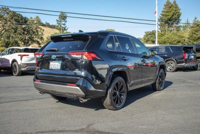 2022 Toyota RAV4 Hybrid SE