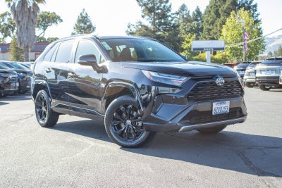2022 Toyota RAV4 Hybrid SE