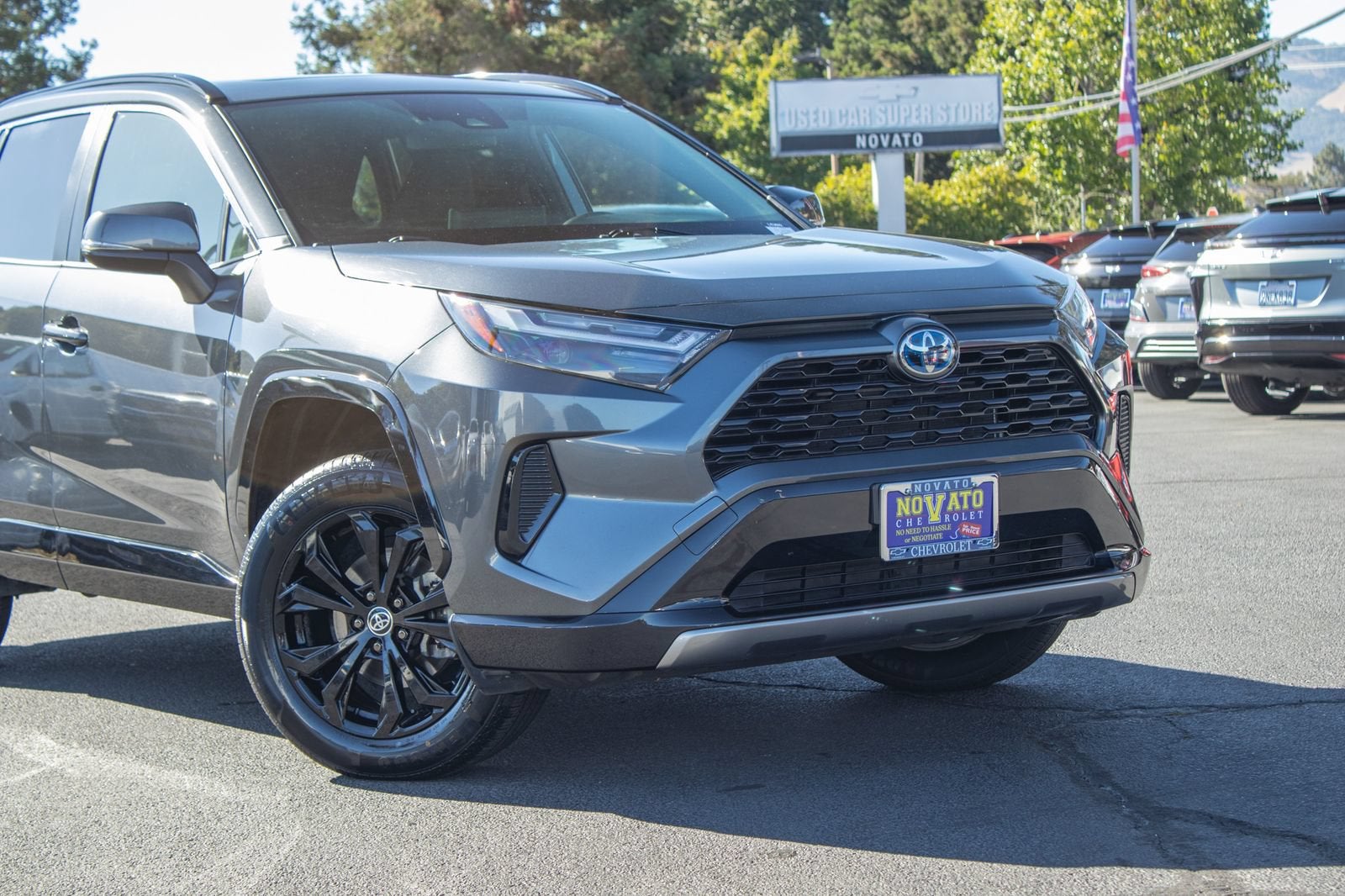 2022 Toyota RAV4 Hybrid SE