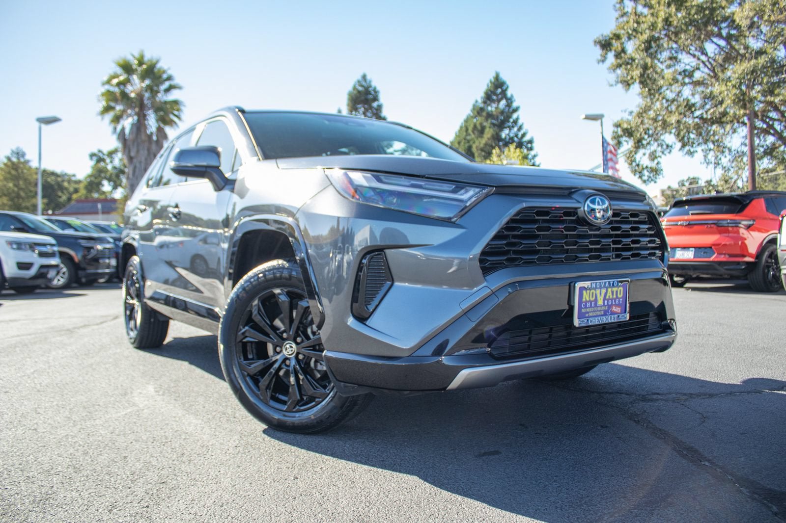2022 Toyota RAV4 Hybrid SE