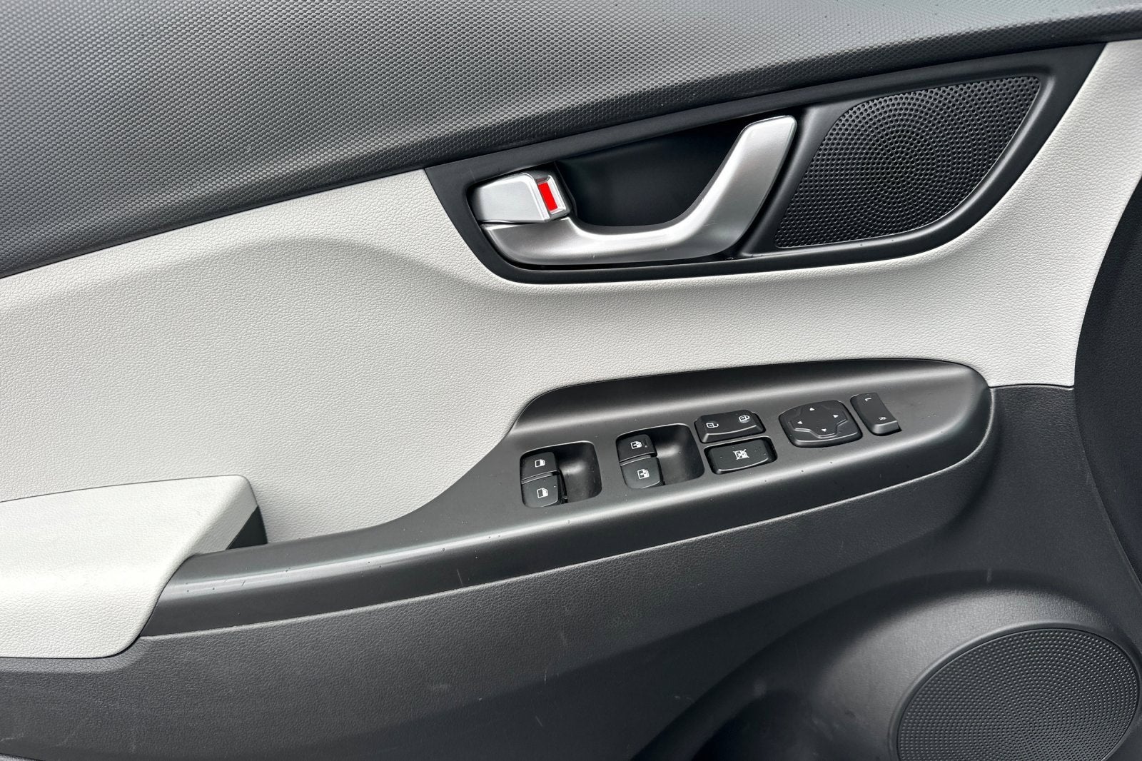 2023 Hyundai Kona Electric SEL