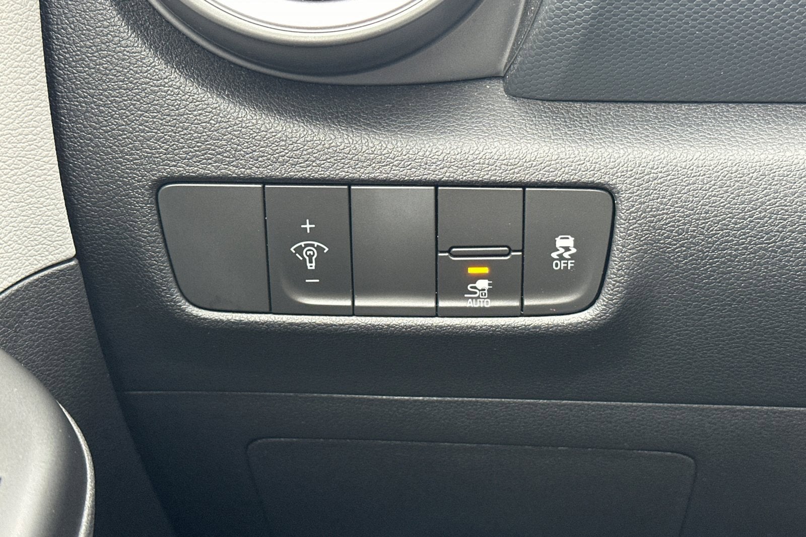 2023 Hyundai Kona Electric SEL