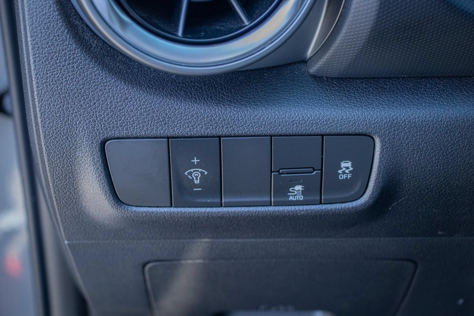 2023 Hyundai Kona Electric SEL