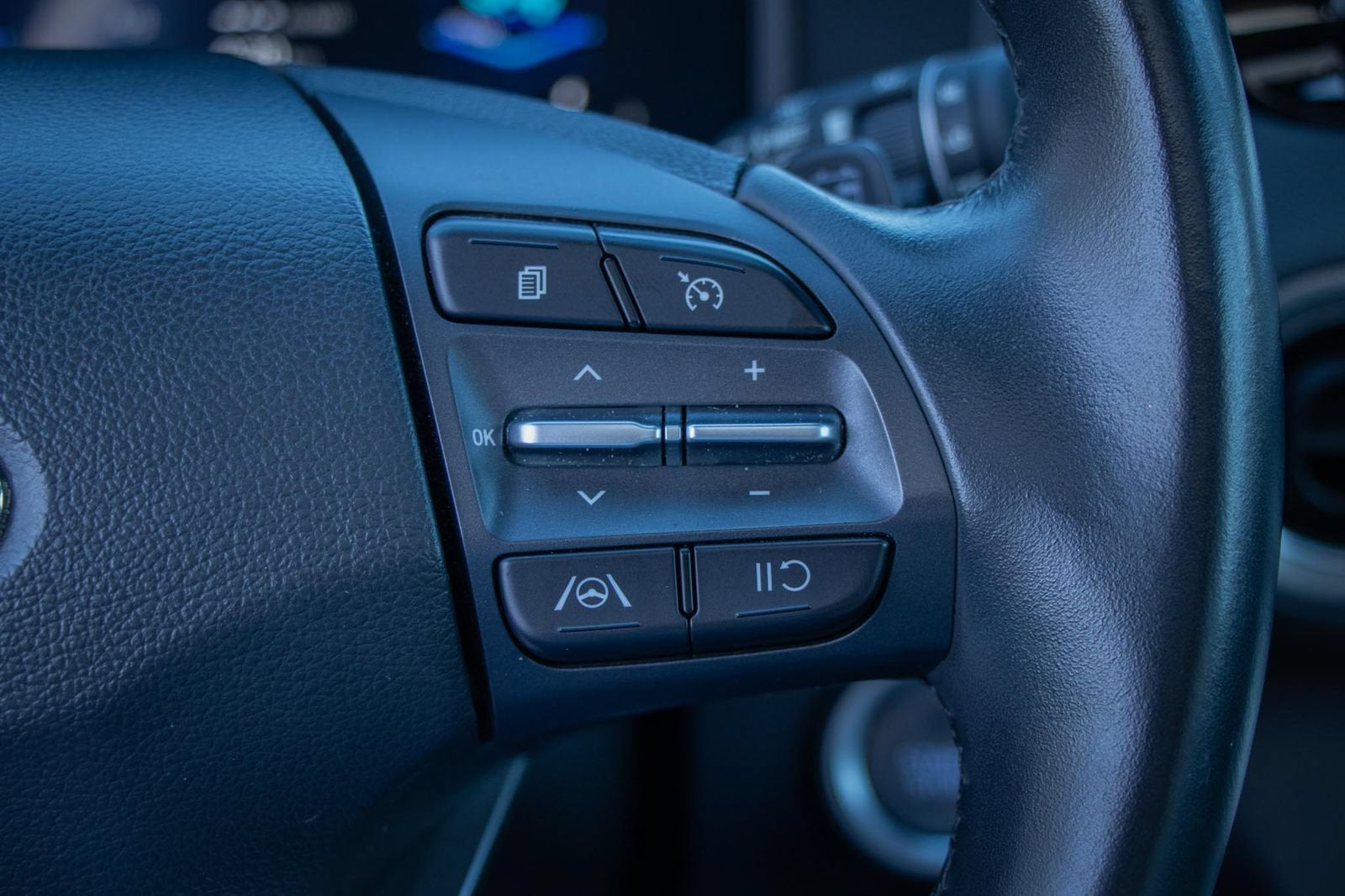 2023 Hyundai Kona Electric SEL