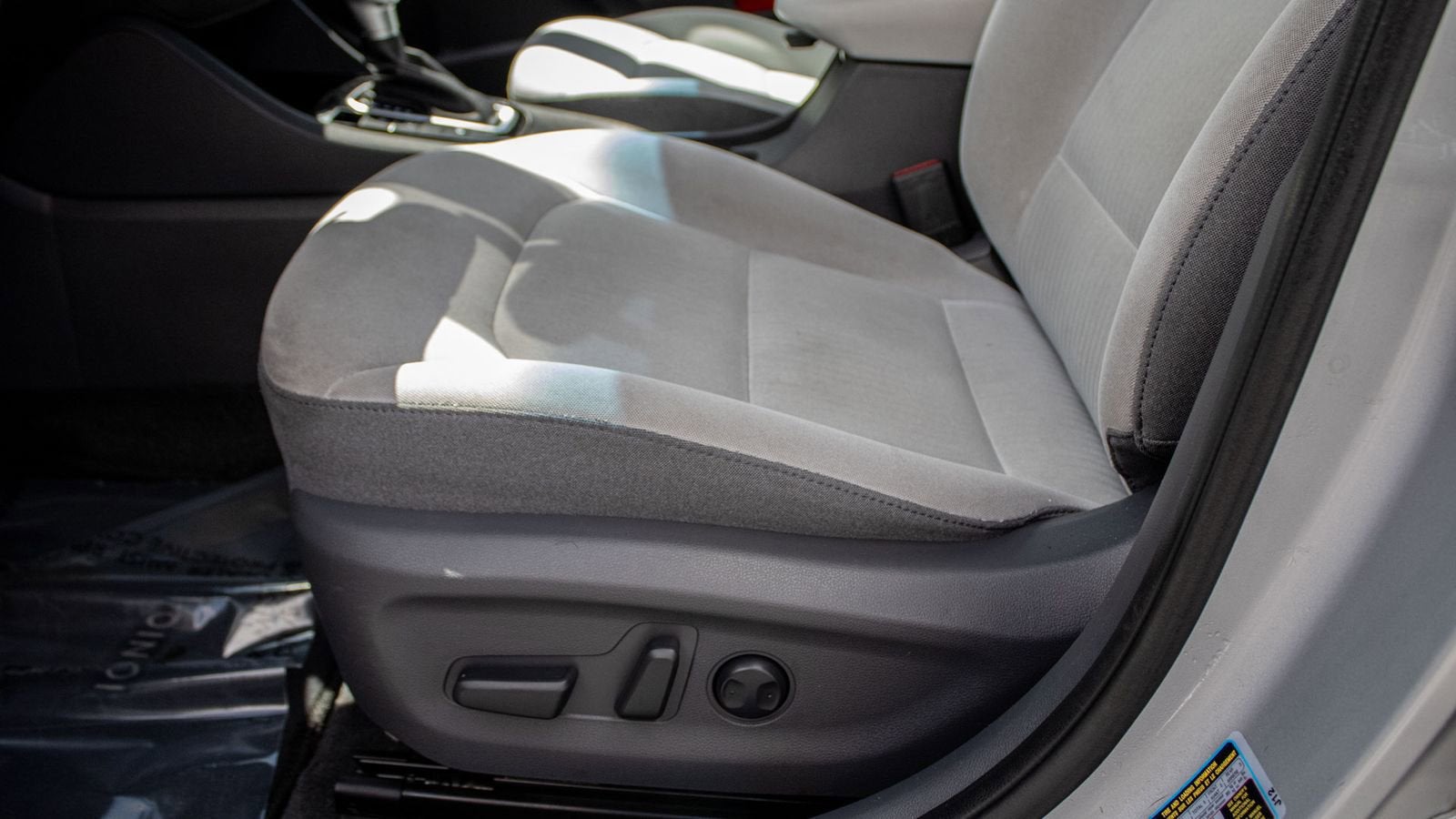 2022 Hyundai Ioniq Plug-In Hybrid SEL