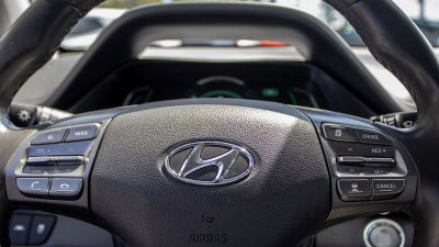 2022 Hyundai Ioniq Plug-In Hybrid SEL