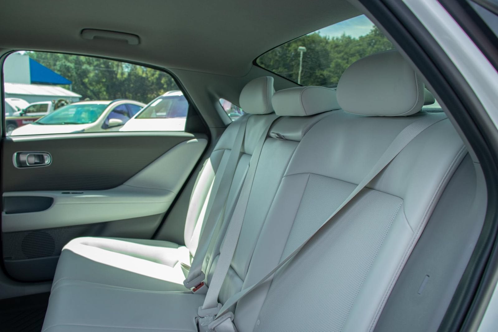 2024 Hyundai IONIQ 6 SEL