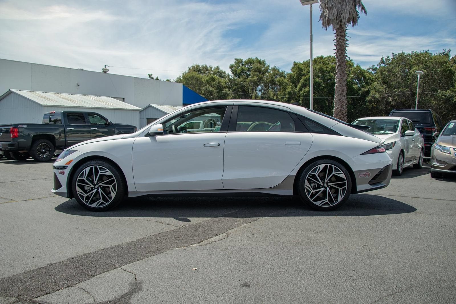 2024 Hyundai IONIQ 6 SEL