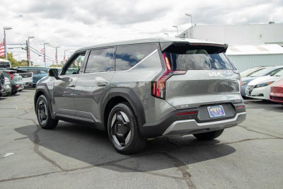 2024 Kia EV9 Light Long Range