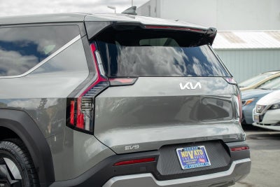 2024 Kia EV9 Light Long Range
