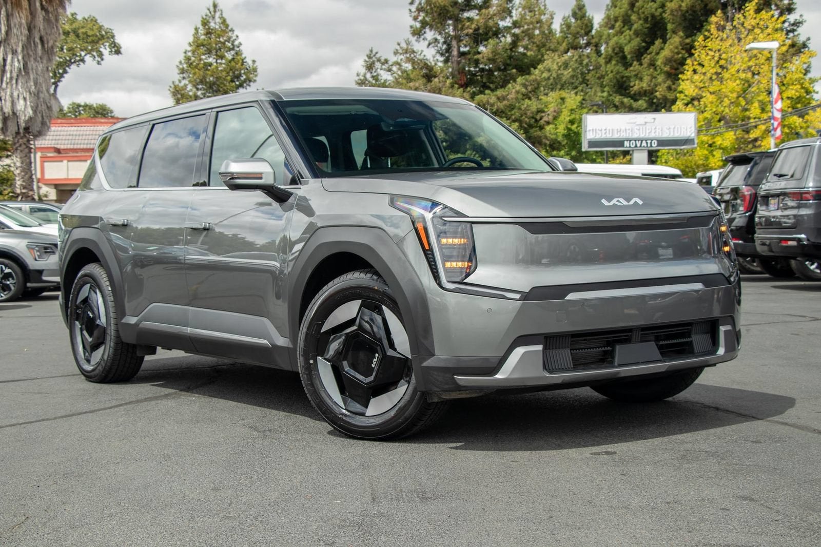 2024 Kia EV9 Light Long Range