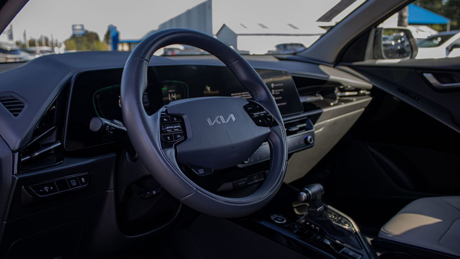 2023 Kia Niro EX
