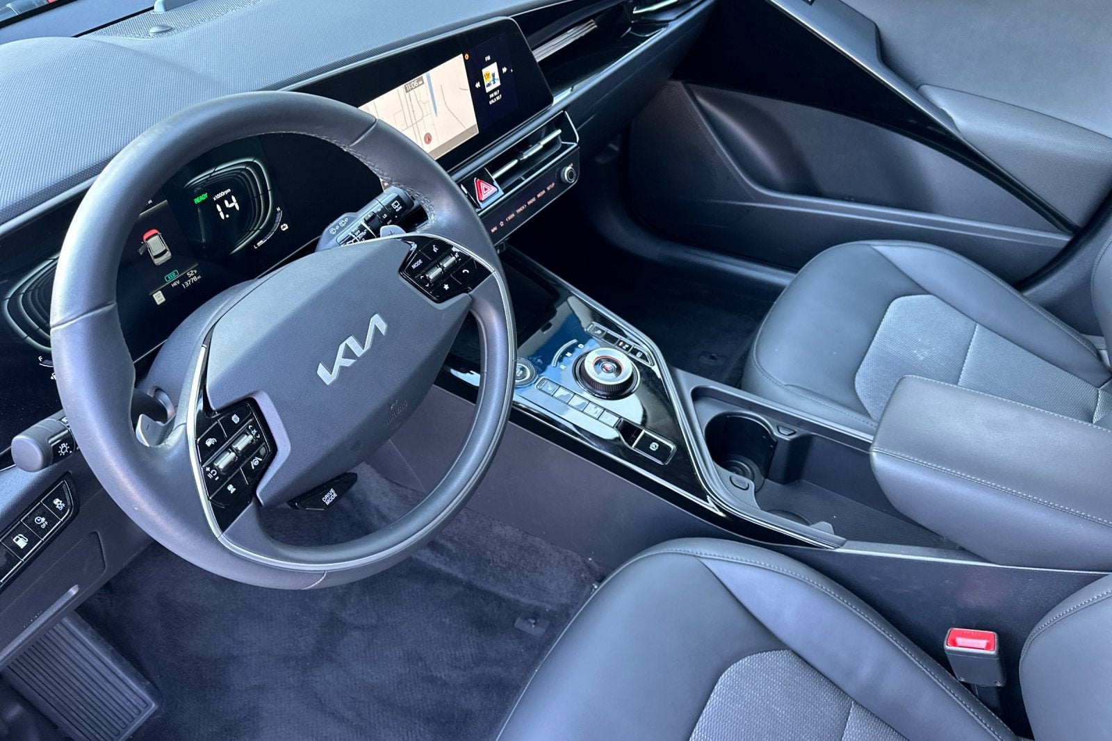 2025 Kia Niro Plug-In Hybrid EX