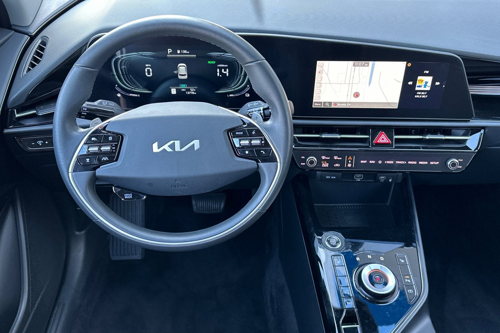 2025 Kia Niro Plug-In Hybrid EX