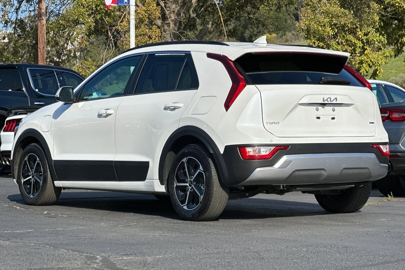 2025 Kia Niro Plug-In Hybrid EX