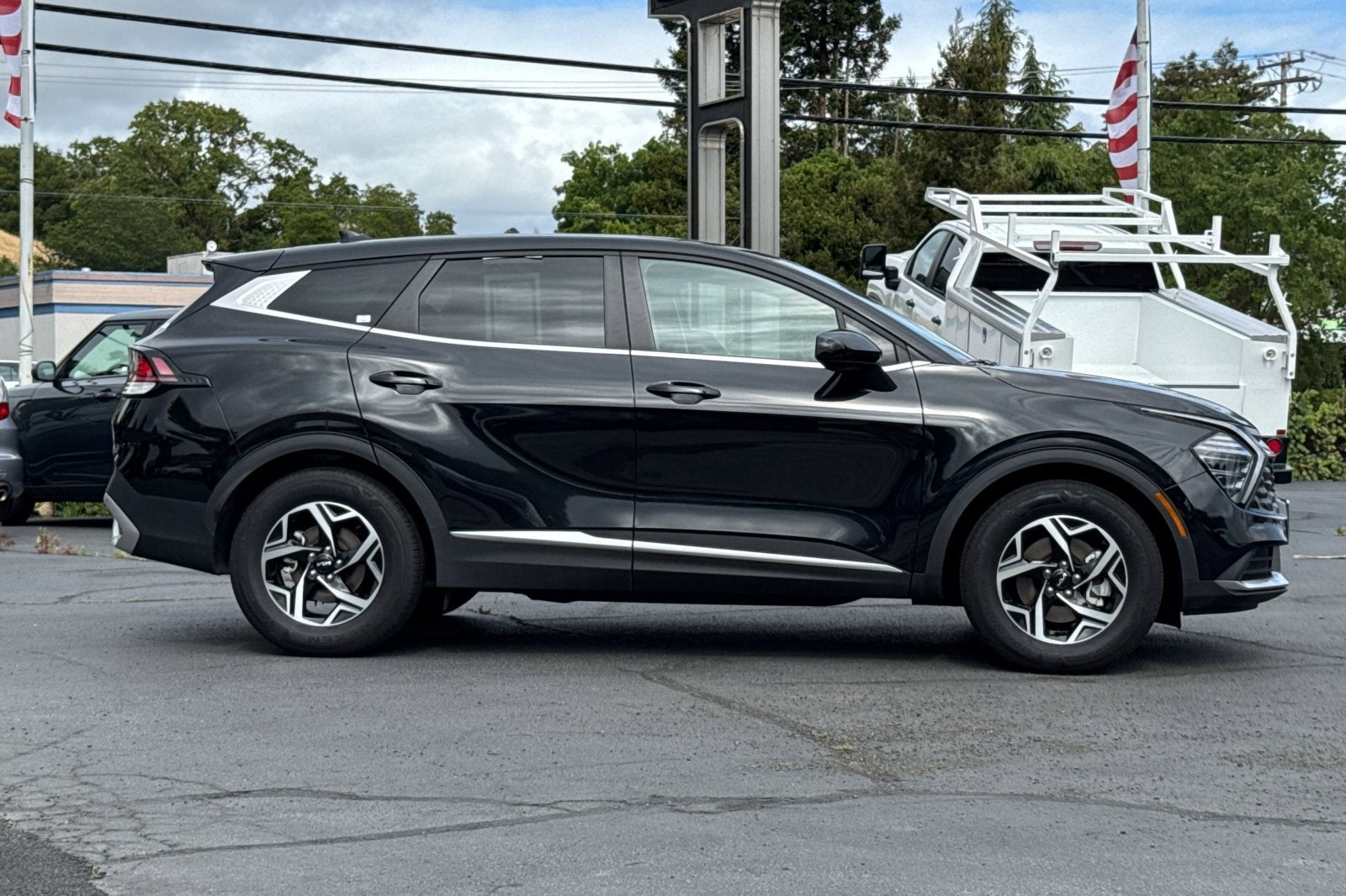 2024 Kia Sportage LX