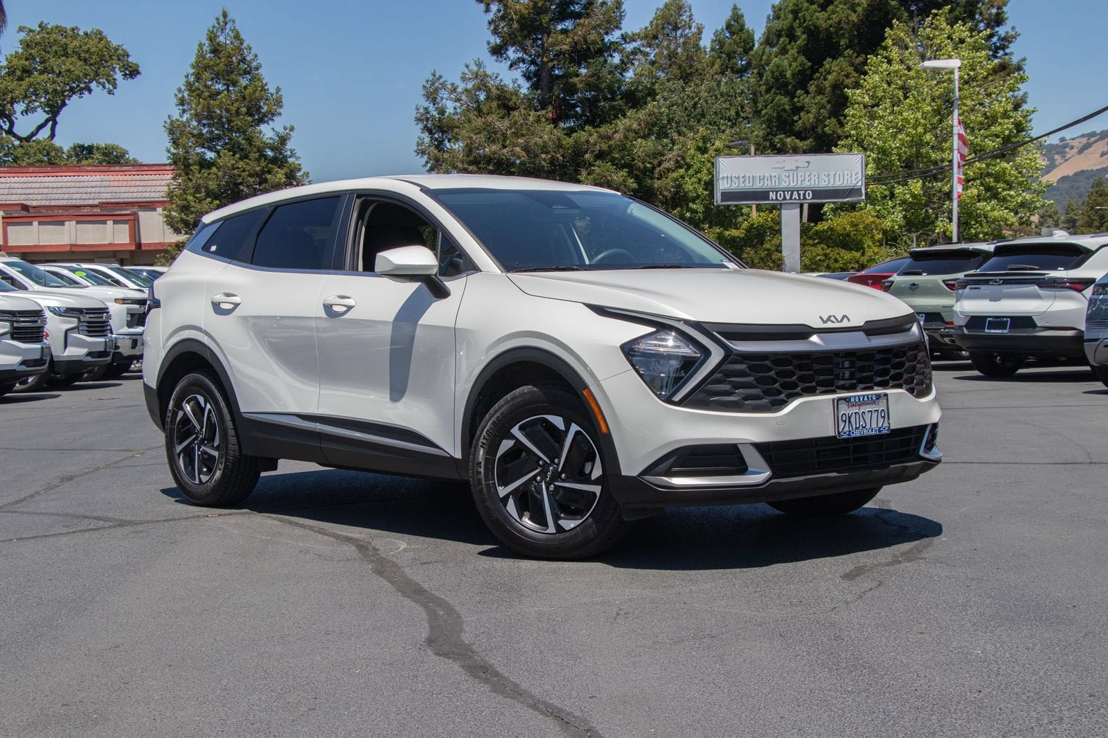 2023 Kia Sportage Hybrid LX