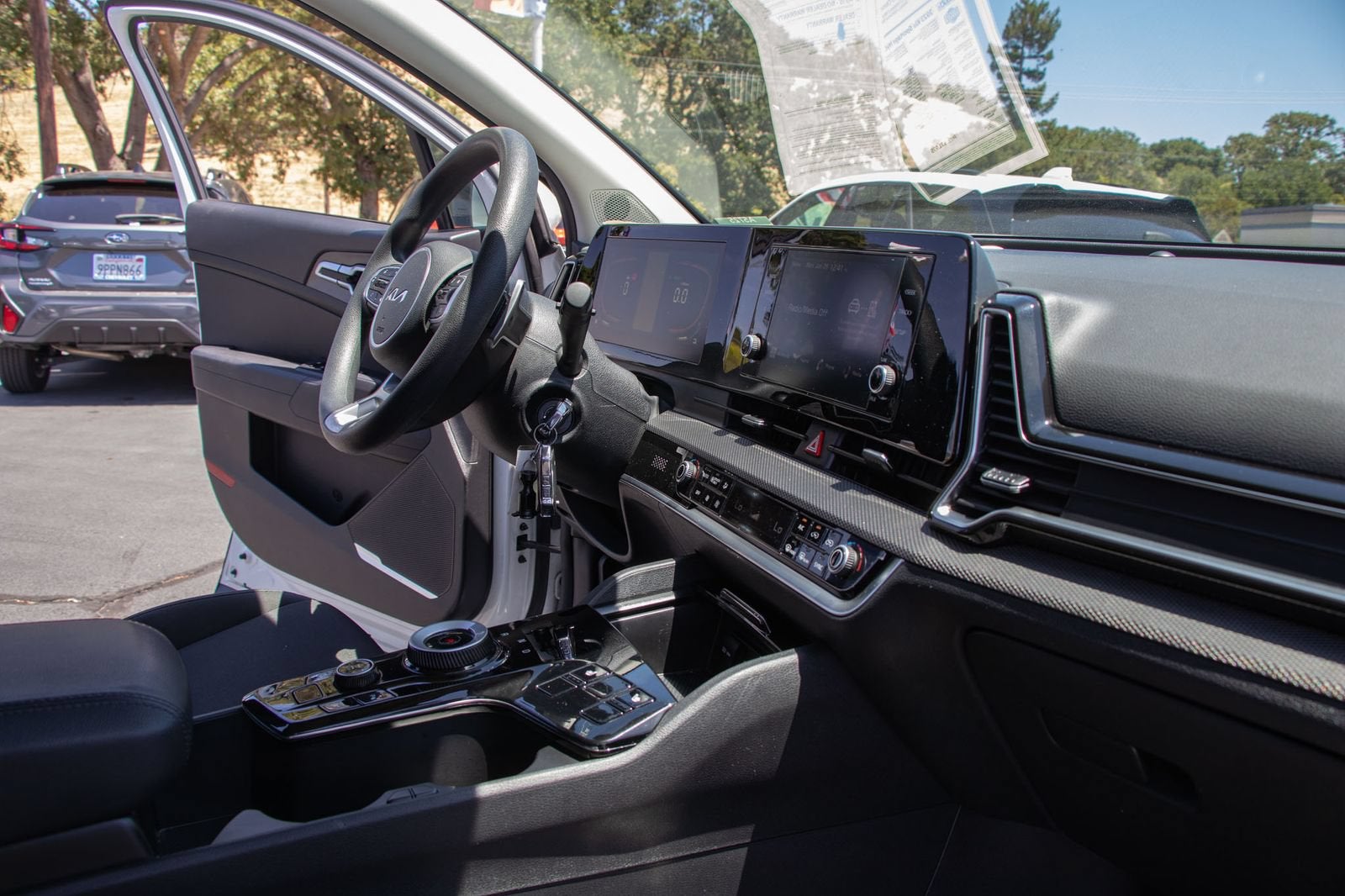 2023 Kia Sportage Hybrid LX