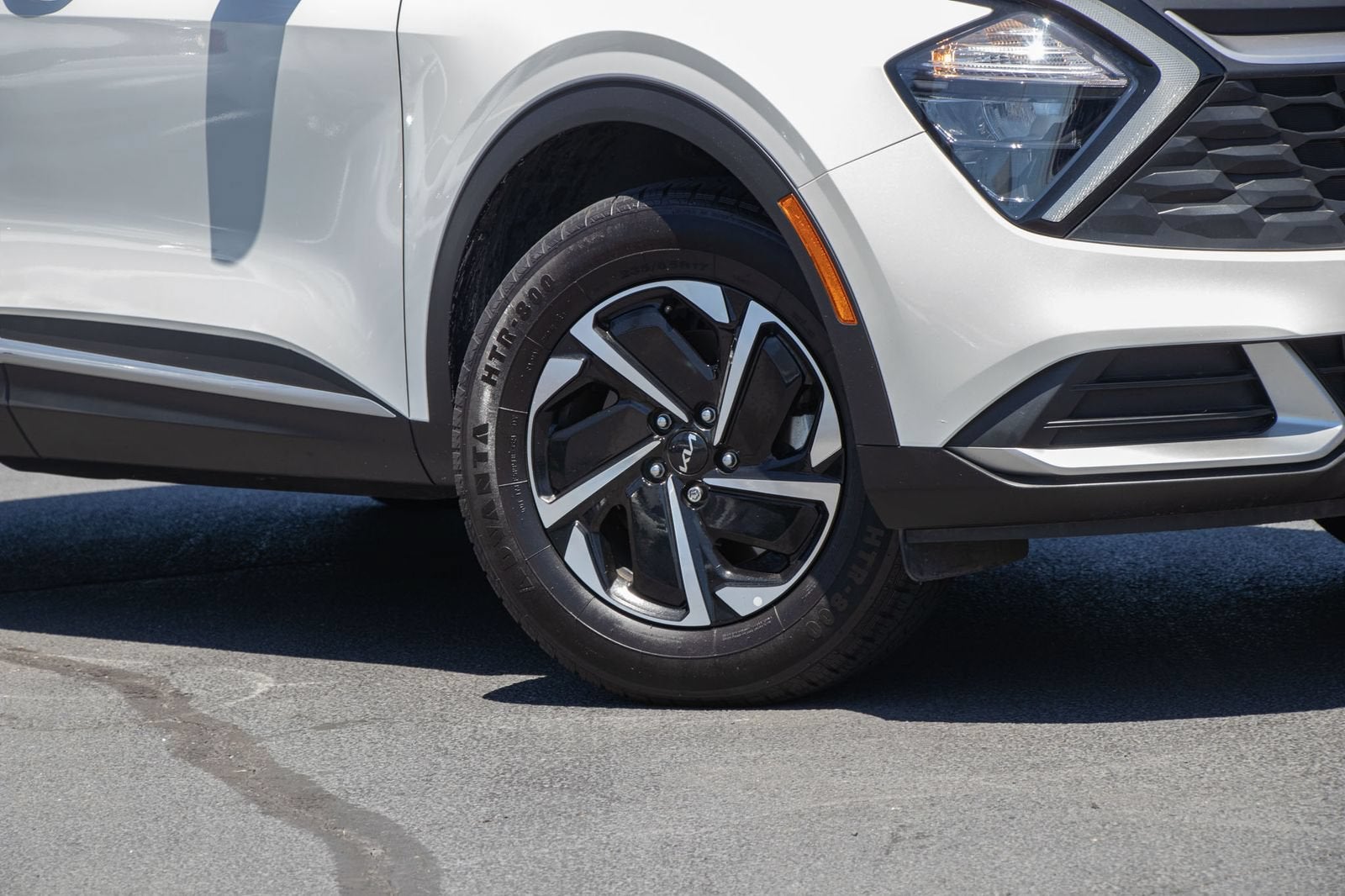 2023 Kia Sportage Hybrid LX