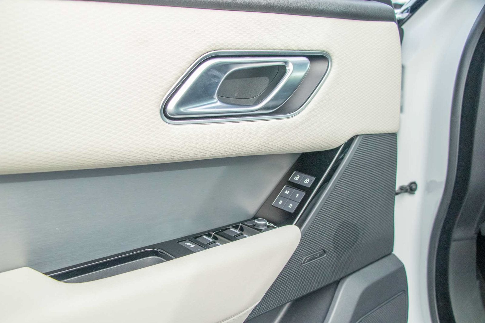 2023 Land Rover Range Rover Velar P340 R-Dynamic S MHEV