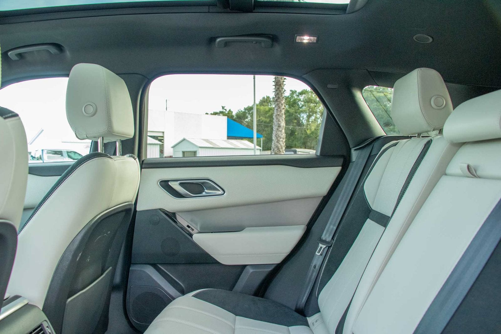2023 Land Rover Range Rover Velar P340 R-Dynamic S MHEV