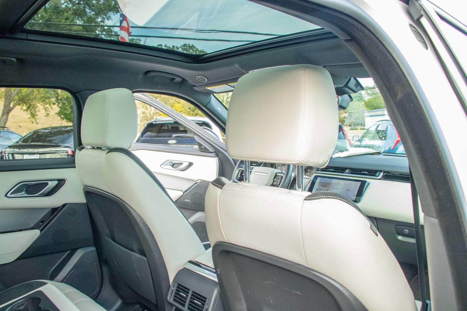 2023 Land Rover Range Rover Velar P340 R-Dynamic S MHEV