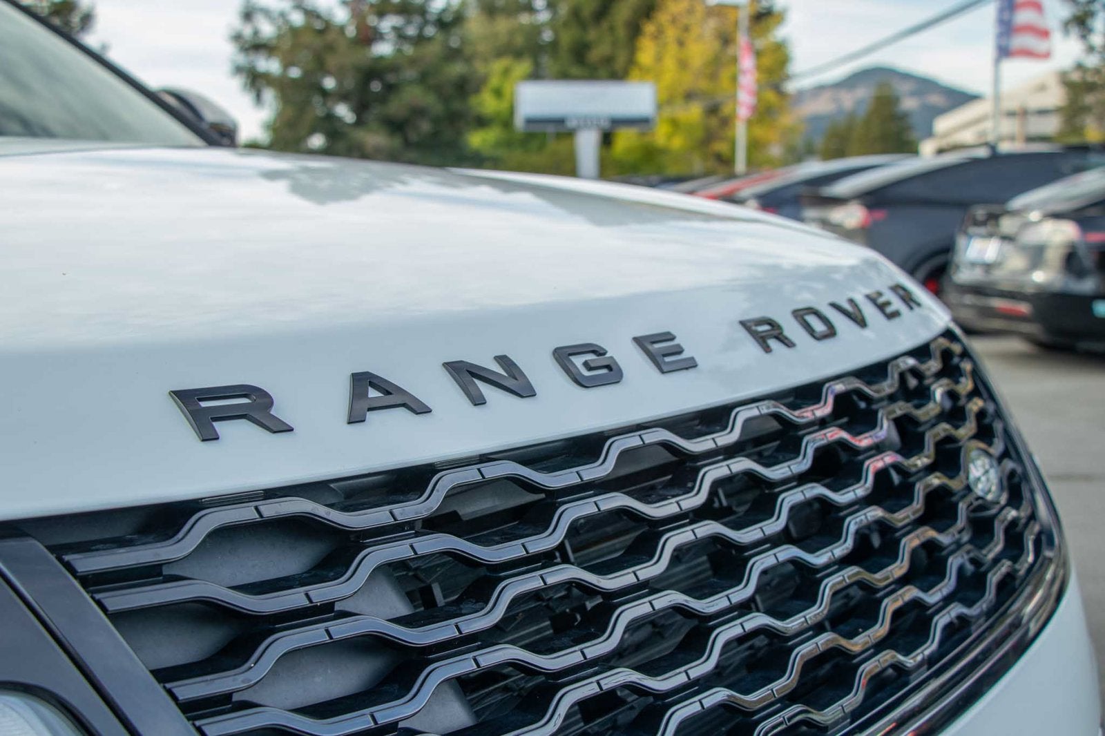 2023 Land Rover Range Rover Velar P340 R-Dynamic S MHEV