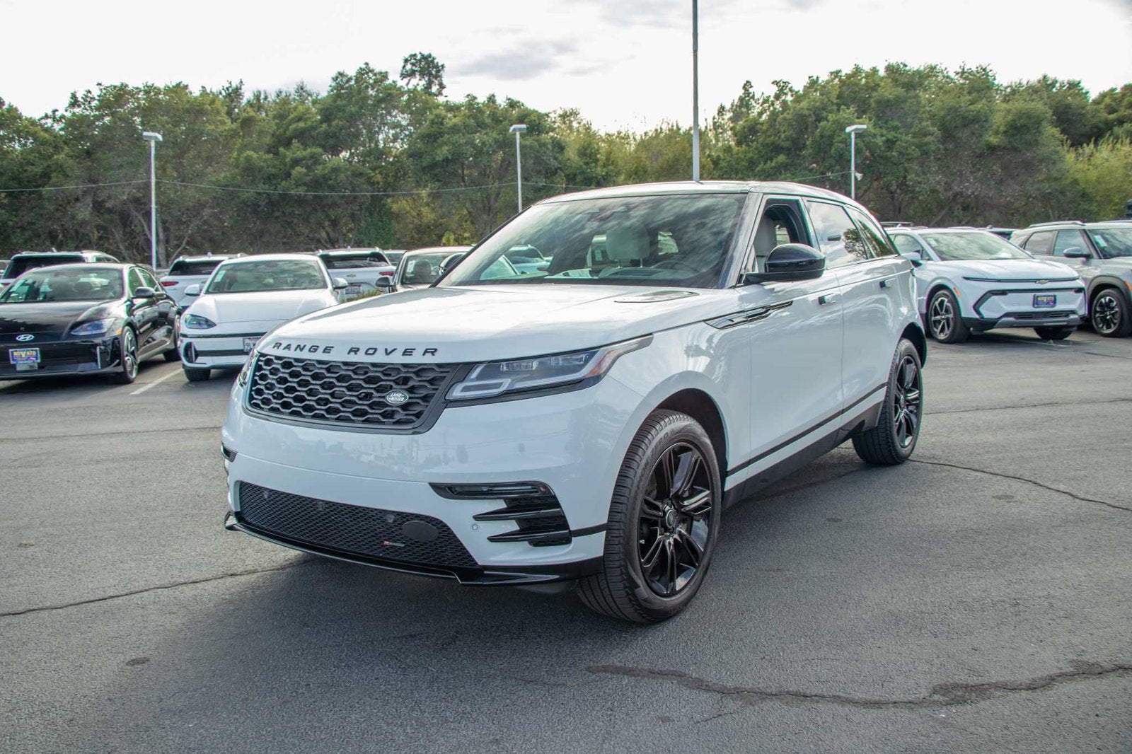 2023 Land Rover Range Rover Velar P340 R-Dynamic S MHEV