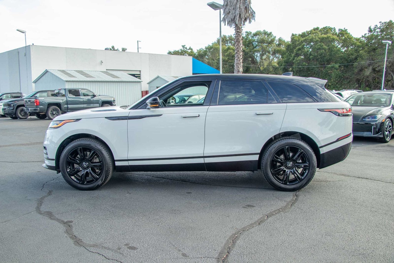 2023 Land Rover Range Rover Velar P340 R-Dynamic S MHEV