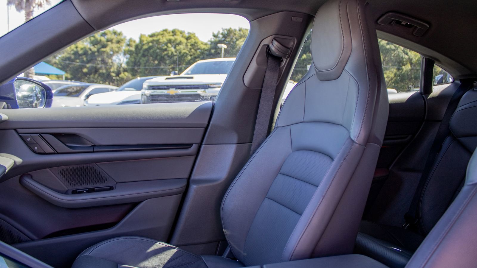2022 Porsche Taycan 4DR RWD