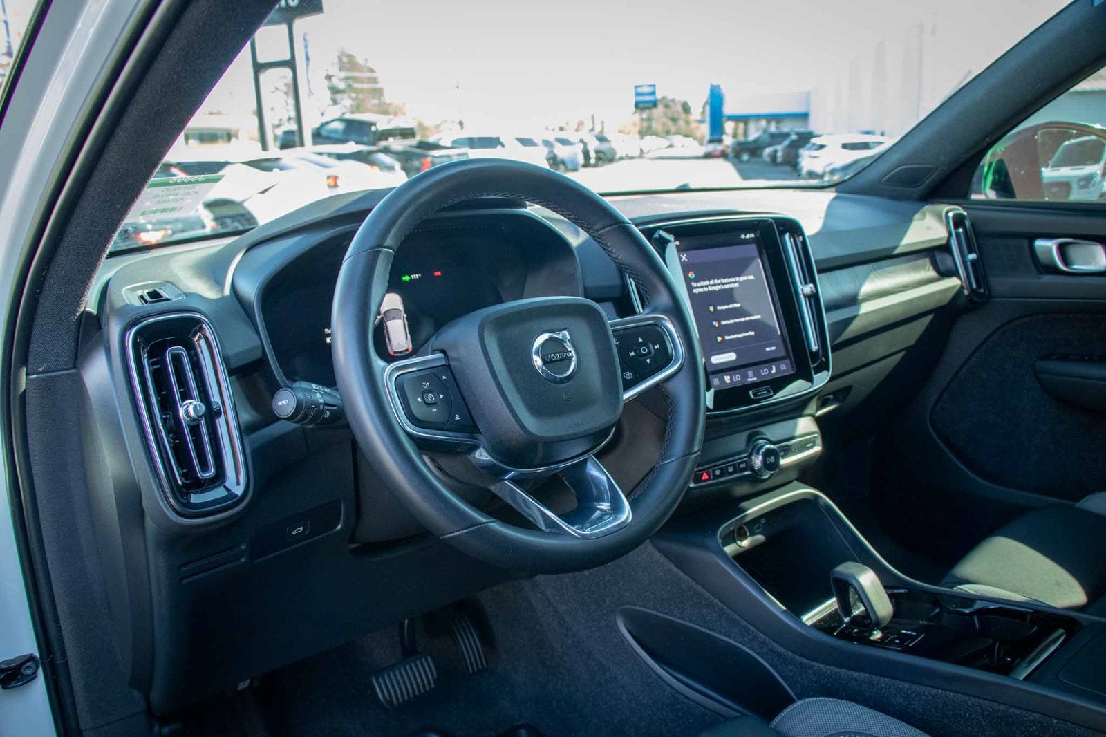2023 Volvo XC40 Recharge Pure Electric Twin Core