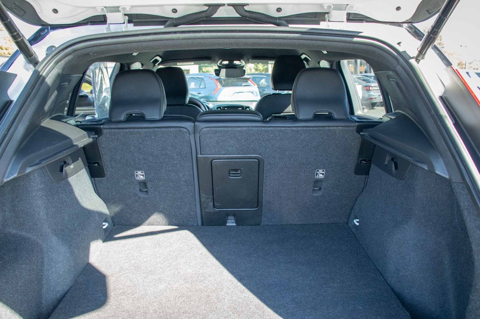 2023 Volvo XC40 Recharge Pure Electric Twin Core
