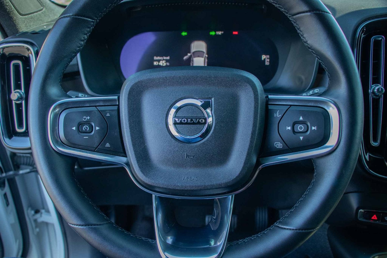 2023 Volvo XC40 Recharge Pure Electric Twin Core
