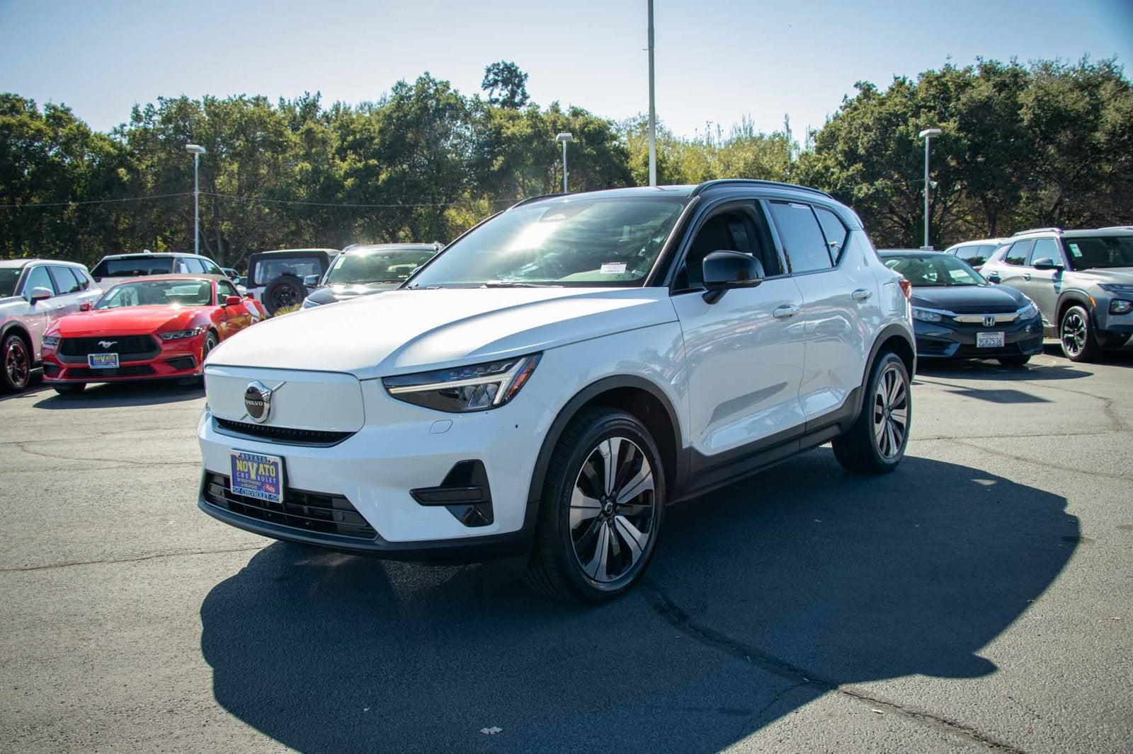 2023 Volvo XC40 Recharge Pure Electric Twin Core