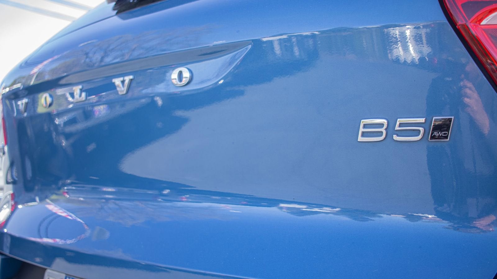 2024 Volvo XC40 Core Bright Theme