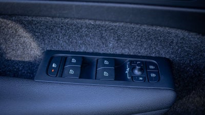 2024 Volvo XC40 Core Bright Theme