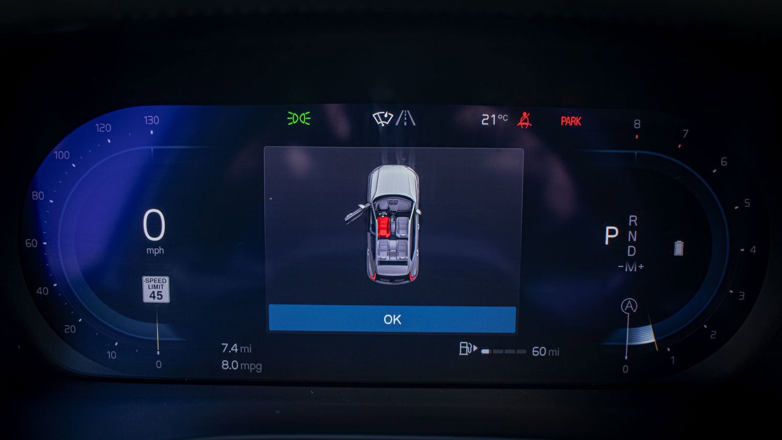 2024 Volvo XC40 Core Bright Theme