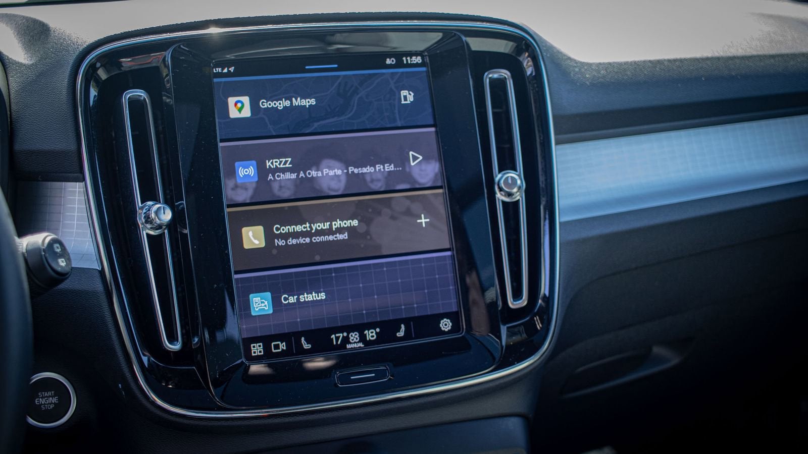 2024 Volvo XC40 Core Bright Theme