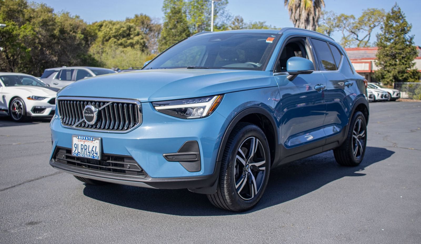 2024 Volvo XC40 Core Bright Theme